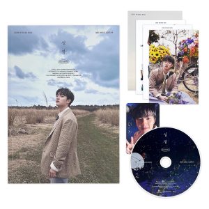 EXO D.O. - 3rd Mini album [BLOSSOM (성장)] (MARS Ver.) Photo Book + CD-R + Postcard + Folded Poster + Photo Card + Sticker + 2 Extra Photocards
