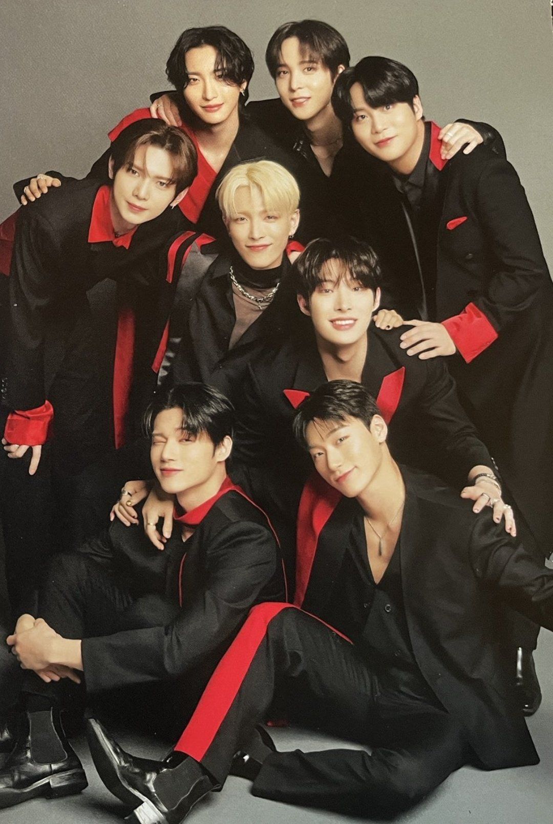 ATEEZ official photo