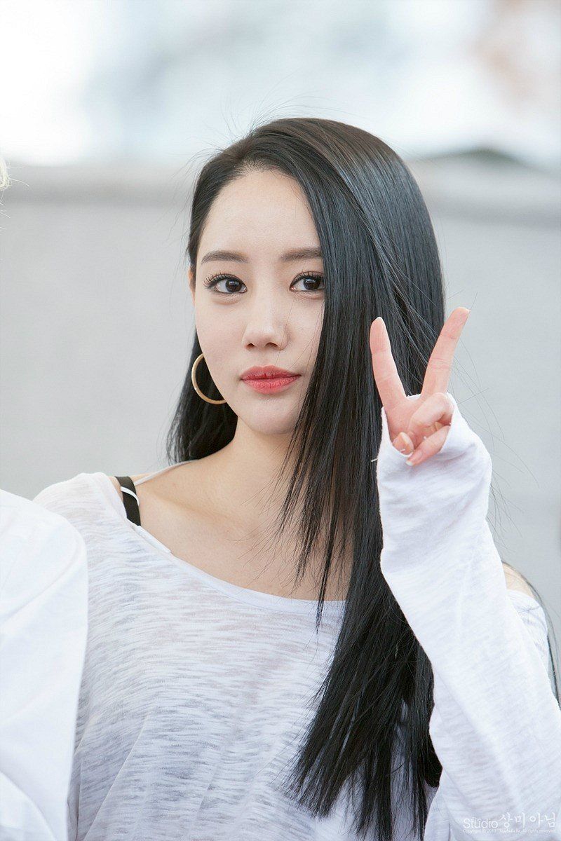 A-Yeon (or Ayeon)