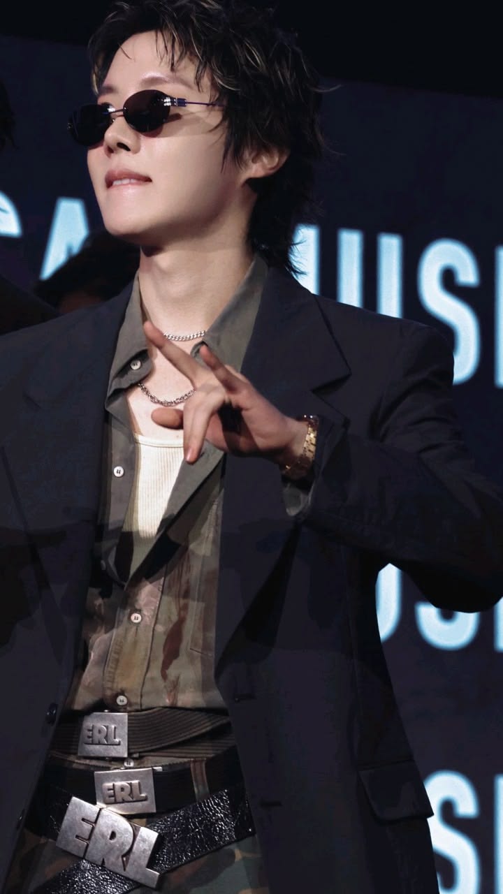 j-hope (제이홉)