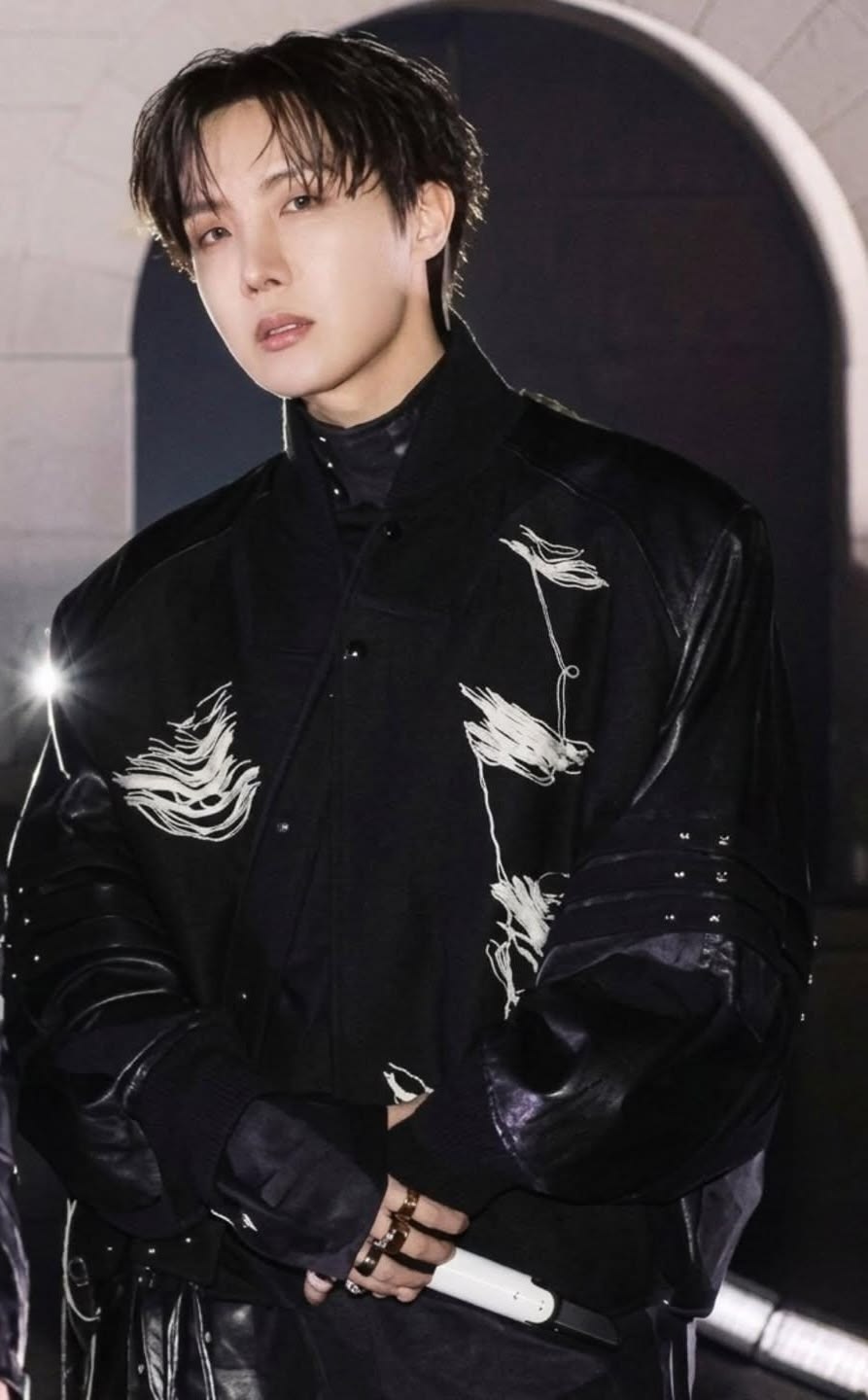j-hope (제이홉)