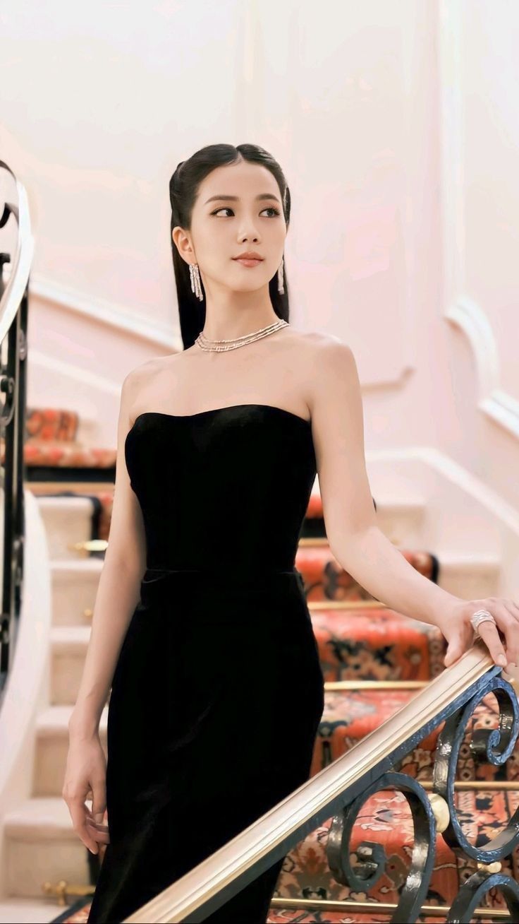 JISOO (지수)