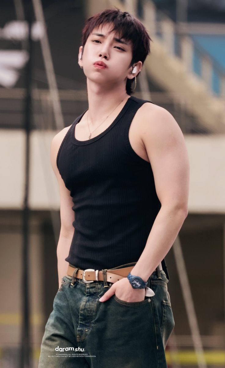 Joshua (조슈아)