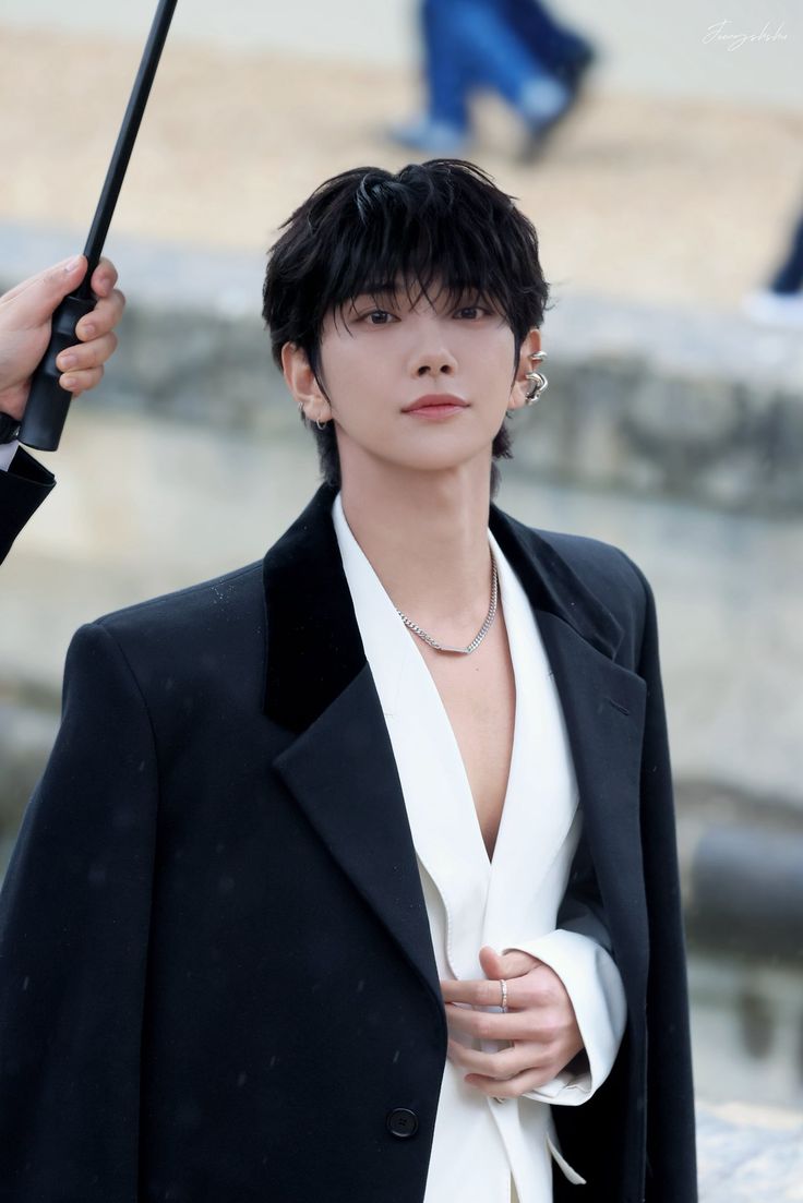 Joshua (조슈아)
