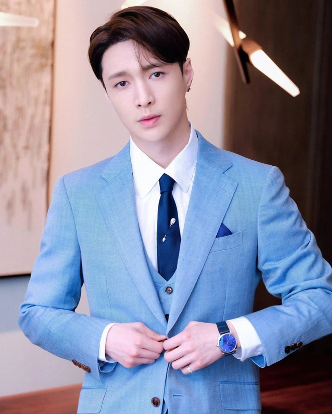 LAY