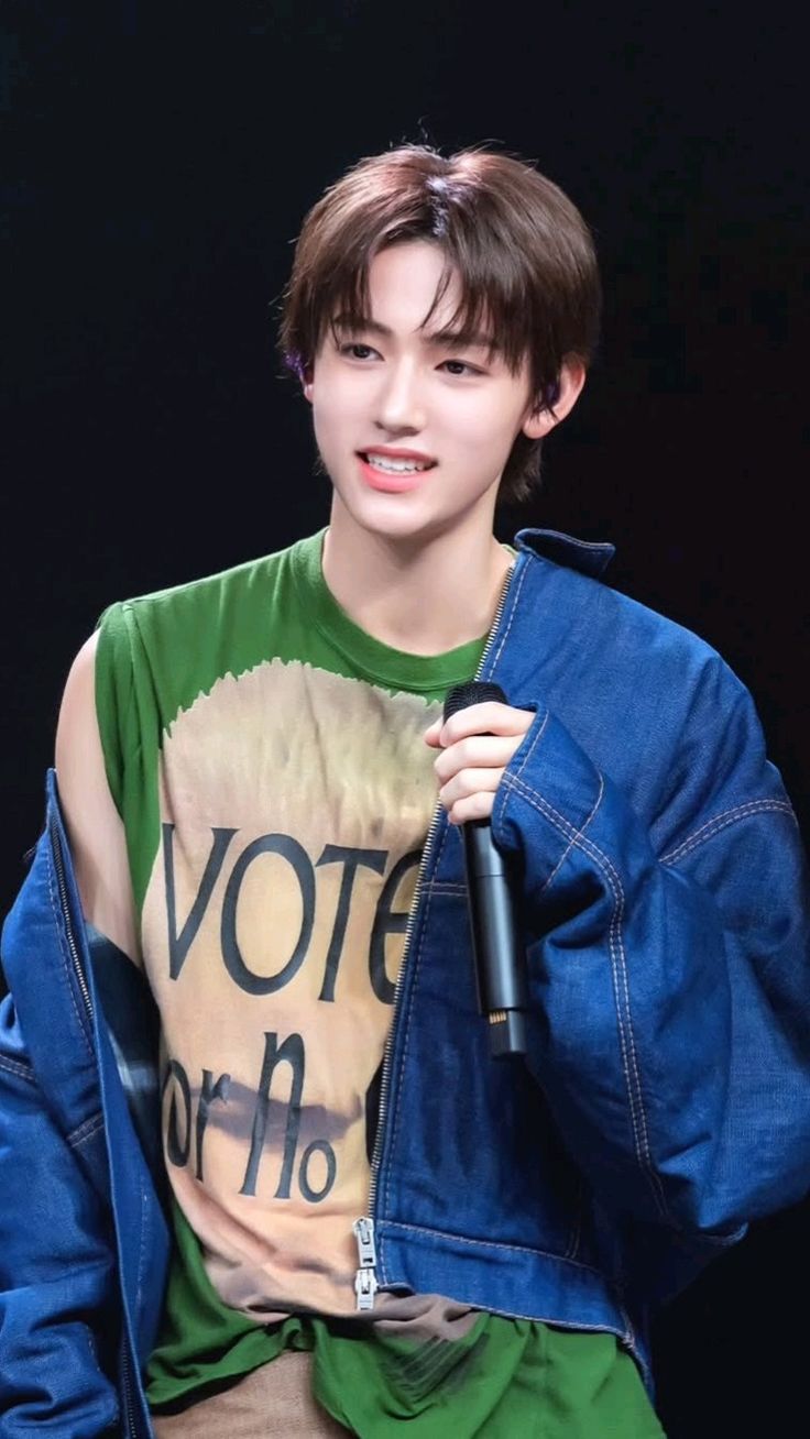 Seonghyeon (성현)