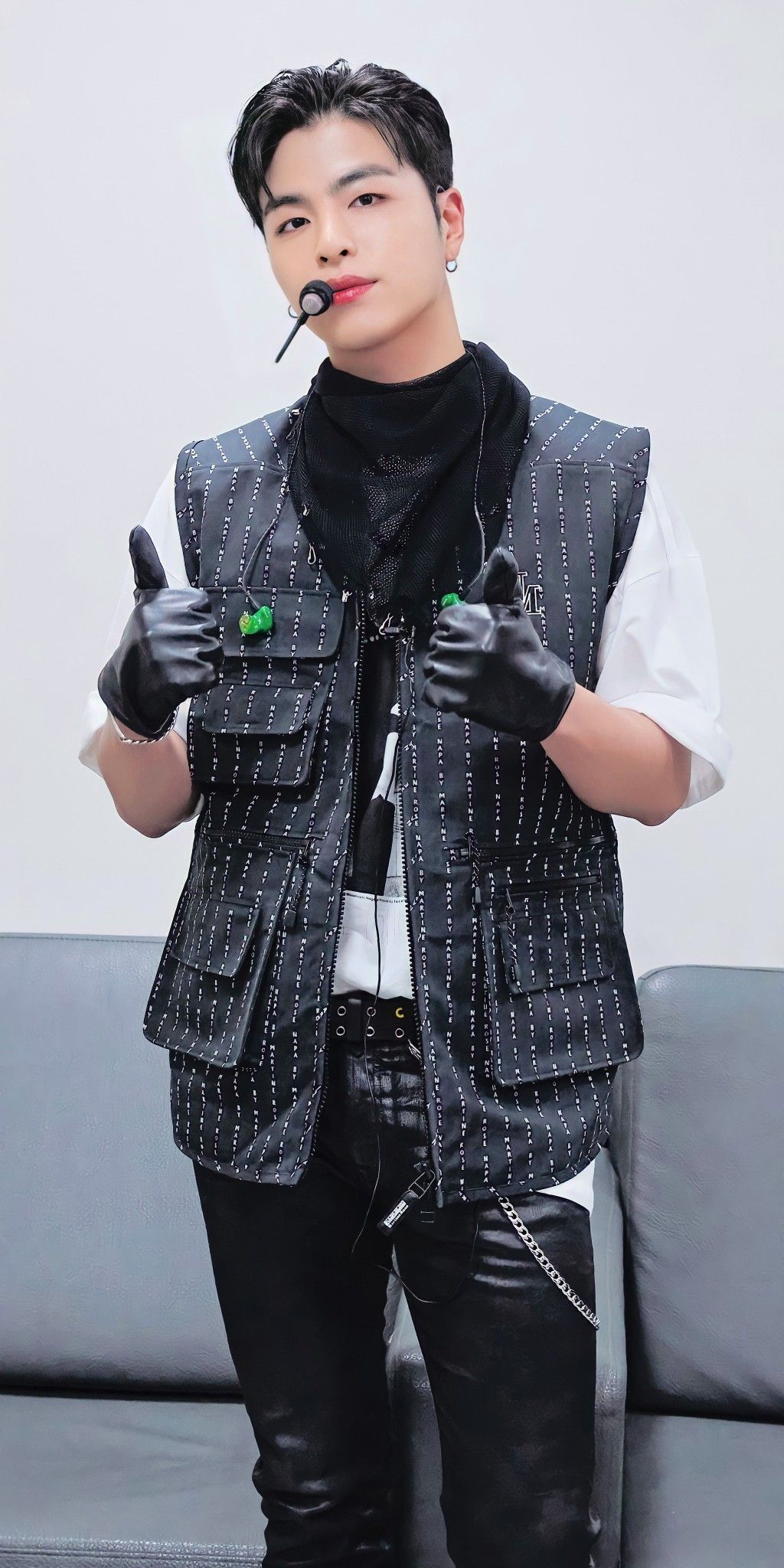 JU-NE