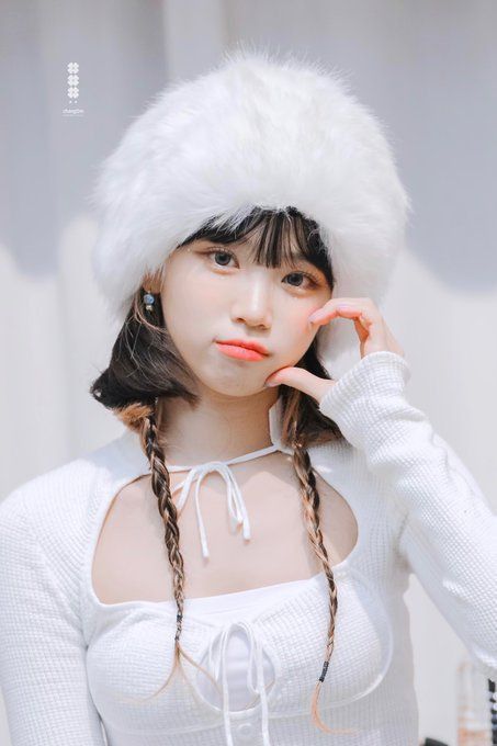 Kim Chaewon