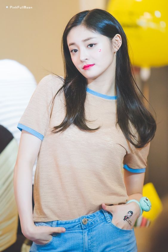 Zhou Jieqiong